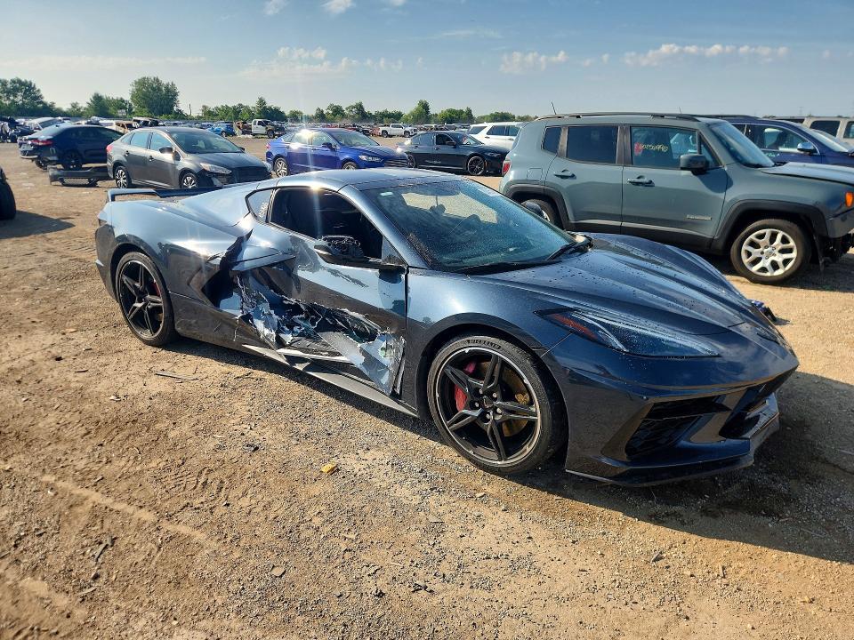 2020 CHEVROLET CORVETTE STINGRAY 2LT — Фото 4 из 12