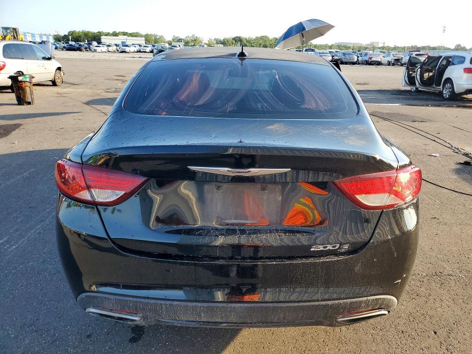 2015 CHRYSLER 200 S — Фото 6 из 12