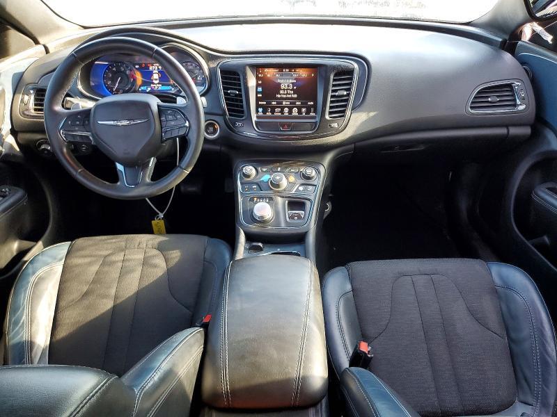 2015 CHRYSLER 200 S — Фото 8 из 12