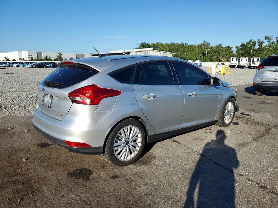 2017 FORD FOCUS TITANIUM — Фото 3 из 12
