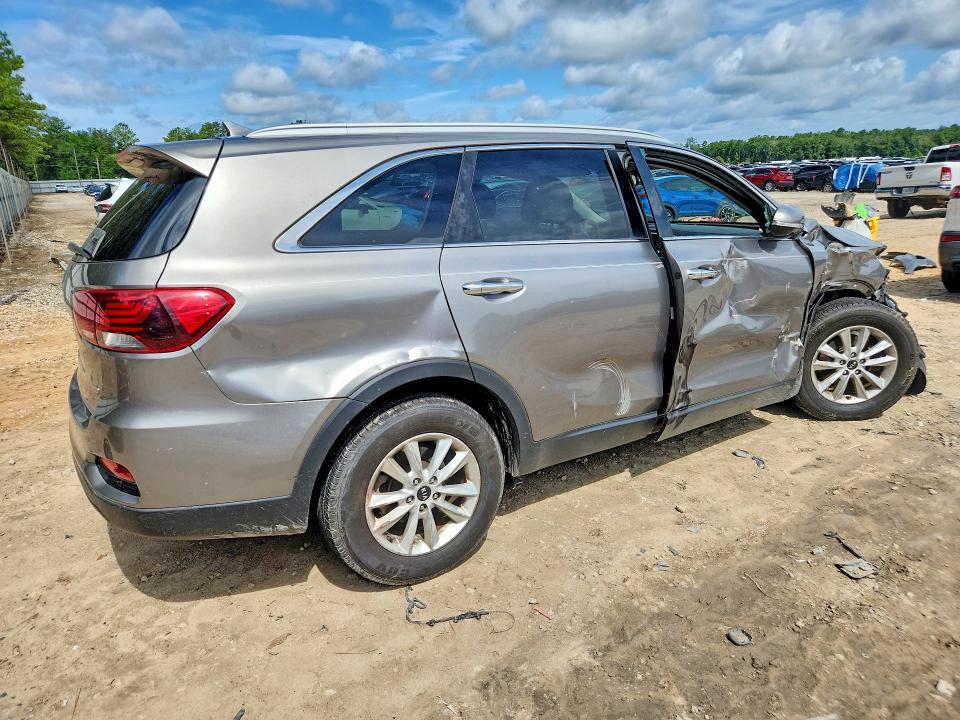 5XYPG4A37KG525337 2019 KIA SORENTO photo no. 3