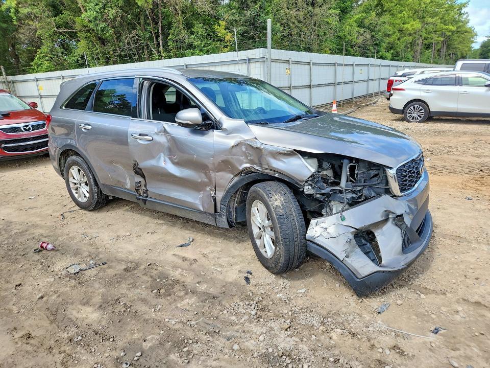 5XYPG4A37KG525337 2019 KIA SORENTO photo no. 4