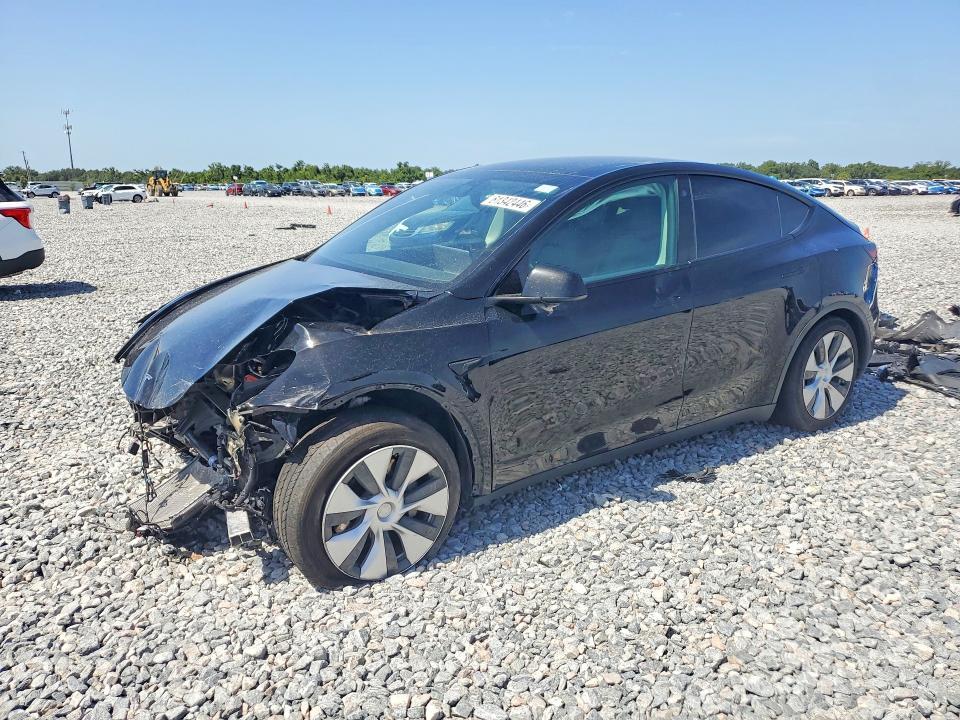 2021 TESLA MODEL Y 5YJYGDEE4MF261441