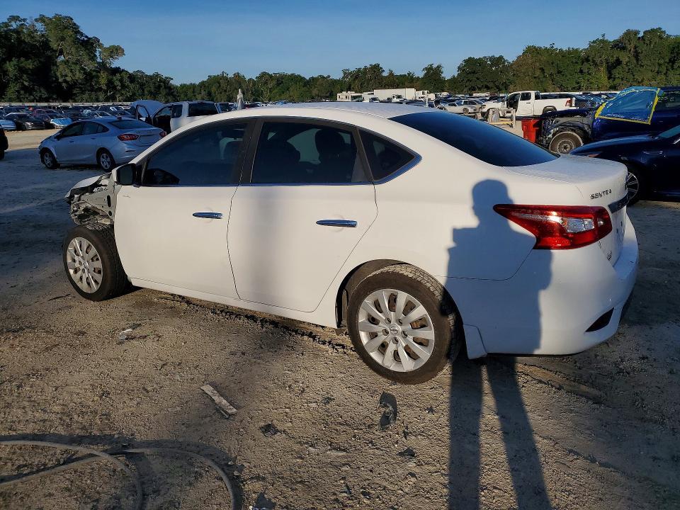 2019 NISSAN SENTRA S — Фото 2 из 13