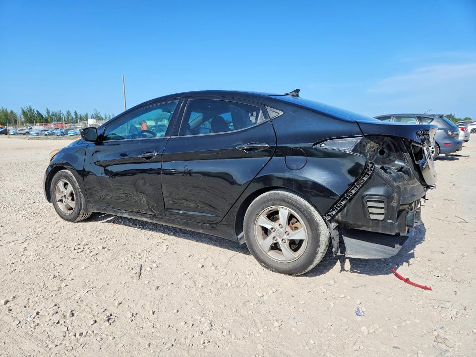 2015 HYUNDAI ELANTRA SE — Фото 2 из 13