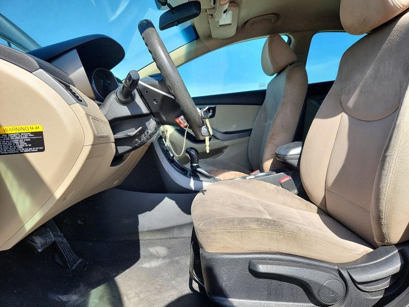 2015 HYUNDAI ELANTRA SE — Фото 7 из 13