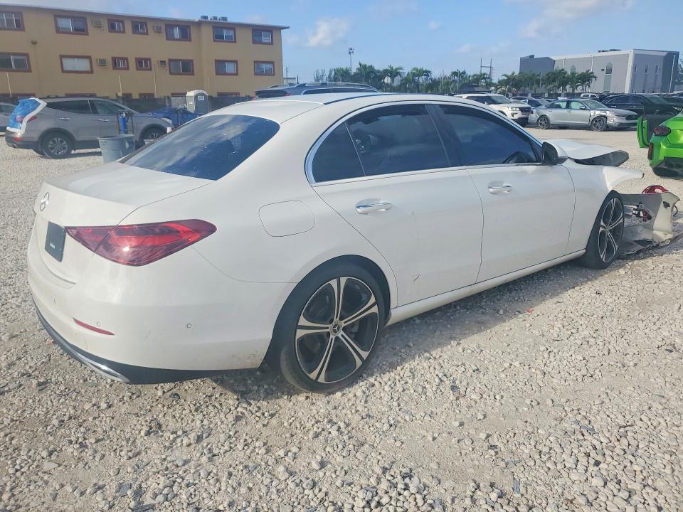 2023 MERCEDES-BENZ C 300 — Фото 3 из 12