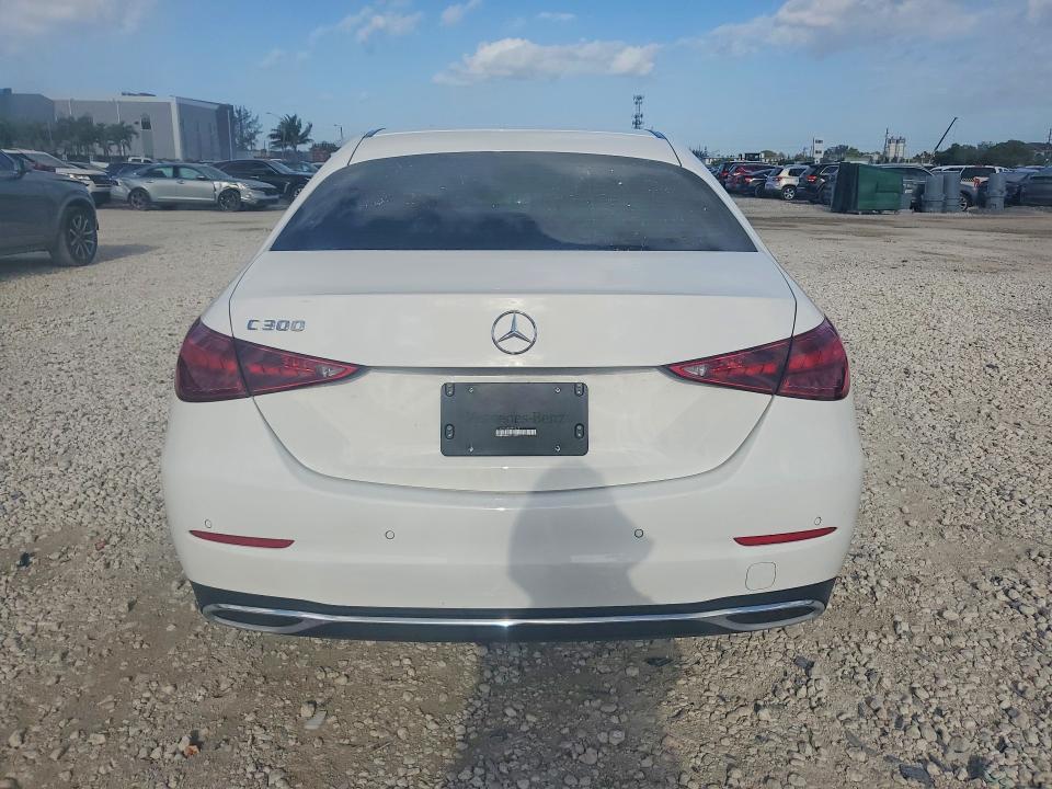 2023 MERCEDES-BENZ C 300 — Фото 6 из 12