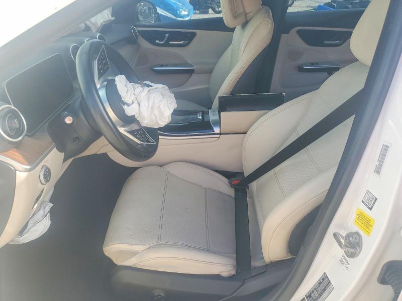 2023 MERCEDES-BENZ C 300 — Фото 7 из 12