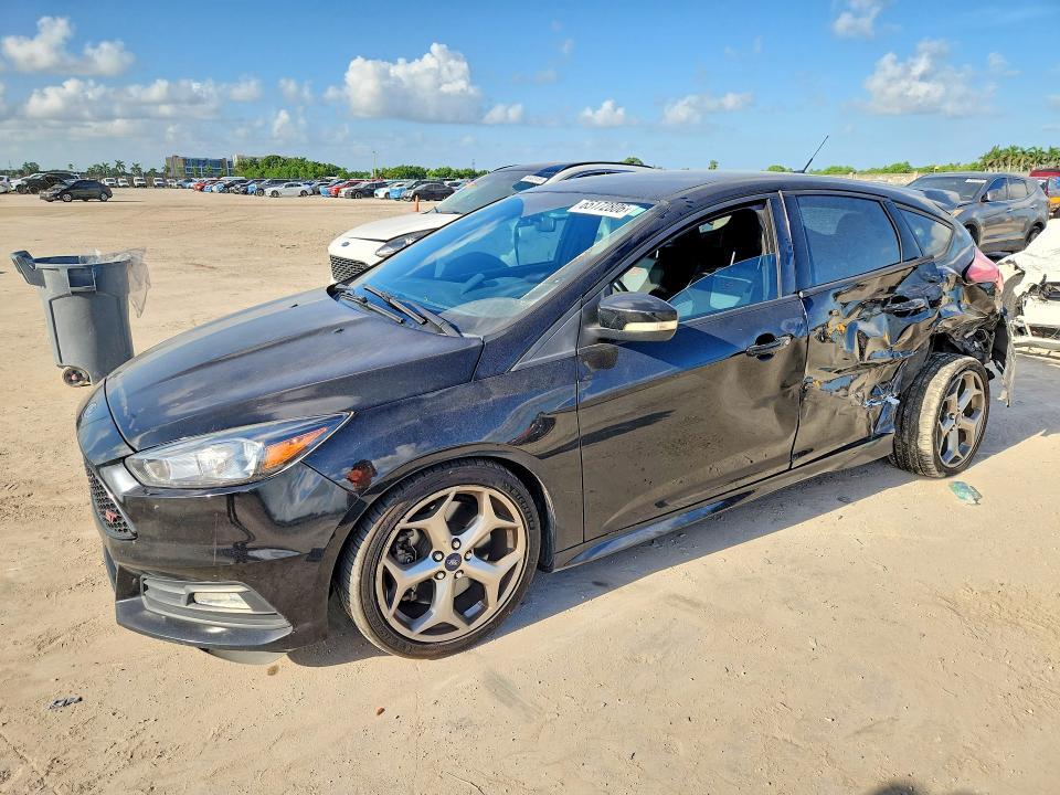 2016 FORD FOCUS 1FADP3L90GL230807