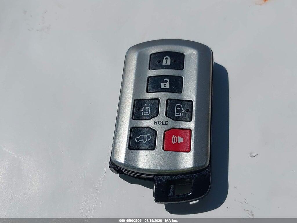 5TDDK3DC6FS125463 2015 TOYOTA SIENNA photo no. 11