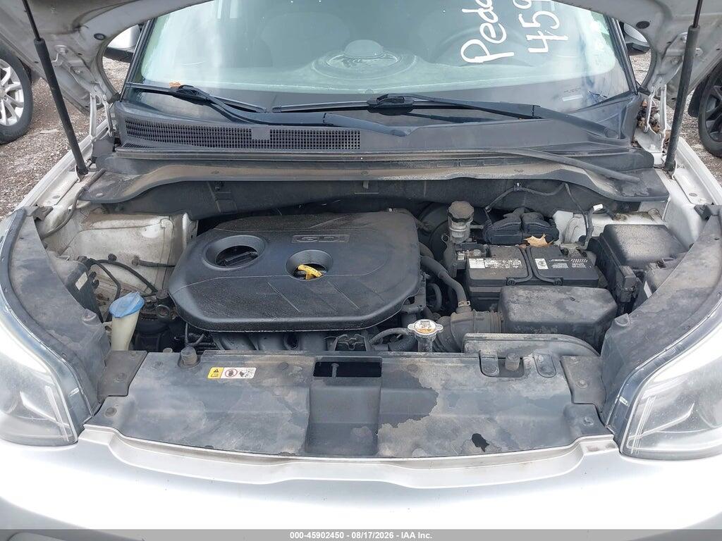 KNDJP3A56H7445566 2017 KIA SOUL photo no. 10