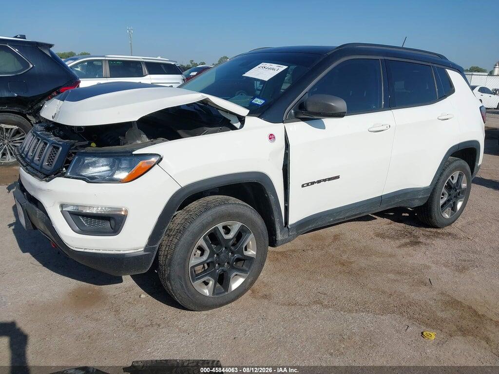 3C4NJDDB7JT206734 2018 JEEP COMPASS photo no. 2