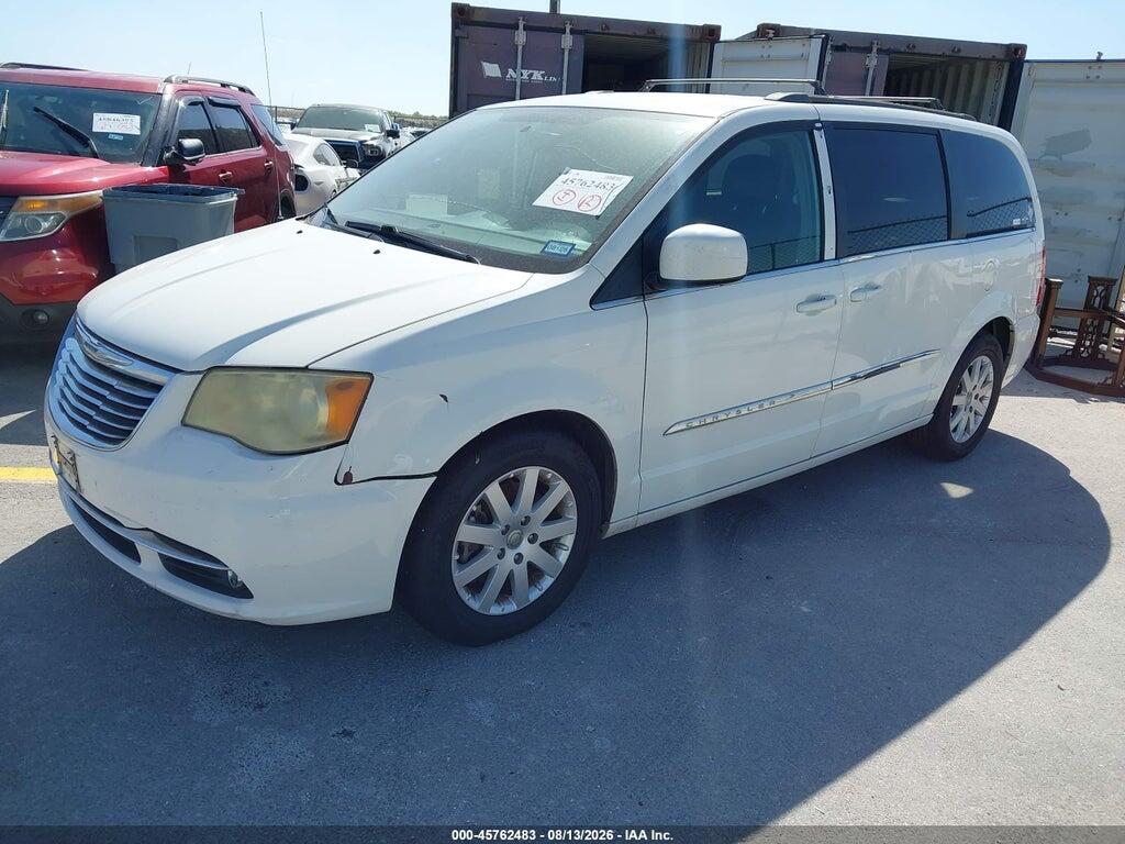 2C4RC1BG2DR690571 2013 CHRYSLER TOWN & COUNTRY photo no. 2