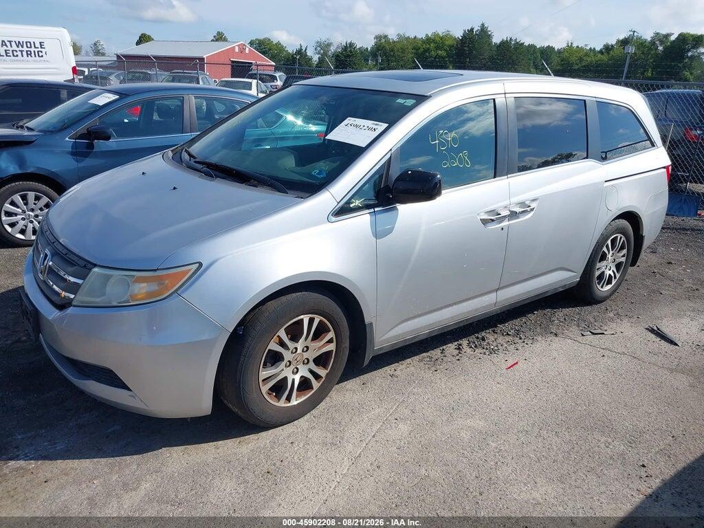 5FNRL5H64DB002202 2013 HONDA ODYSSEY photo no. 2