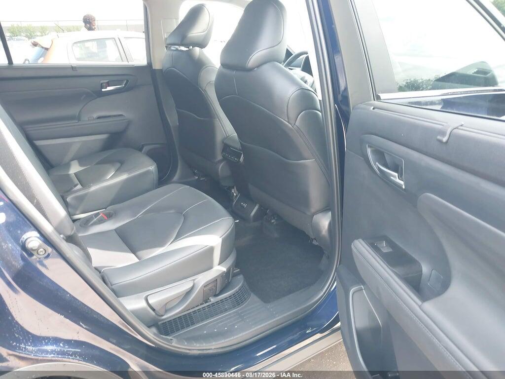 5TDKBRCH1TS724466 2026 TOYOTA HIGHLANDER photo no. 8