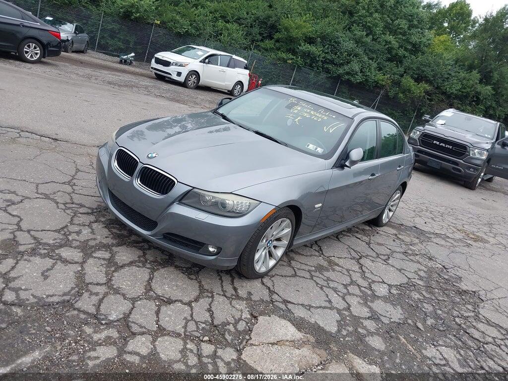 WBAPK7C57BF086767 2011 BMW 328I photo no. 2