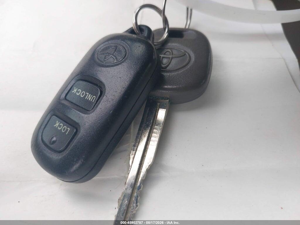 2T1BR32E46C693985 2006 TOYOTA COROLLA photo no. 11