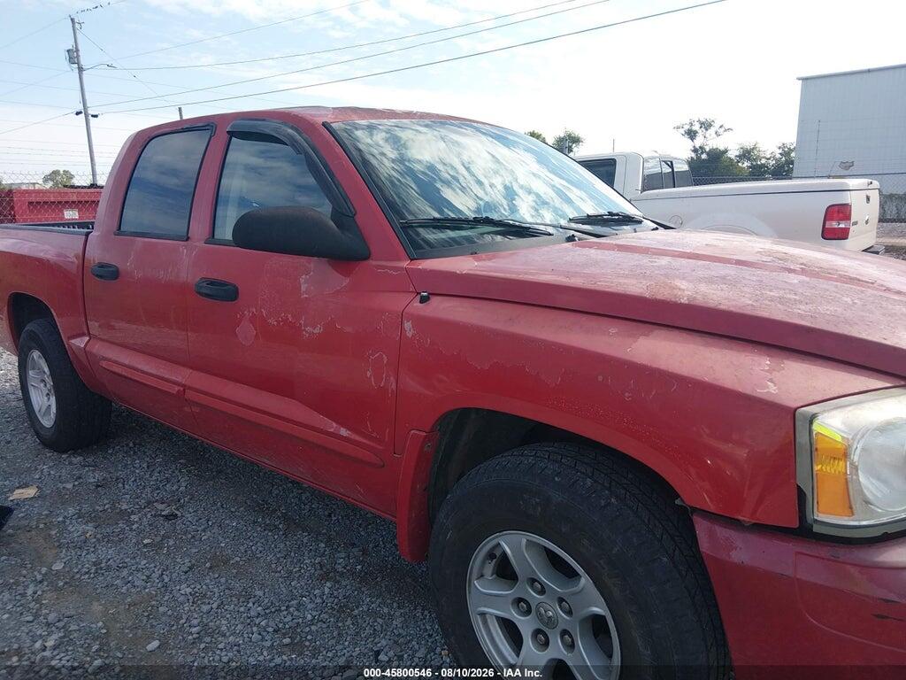 2005 DODGE DAKOTA 1D7HW48N05S338427