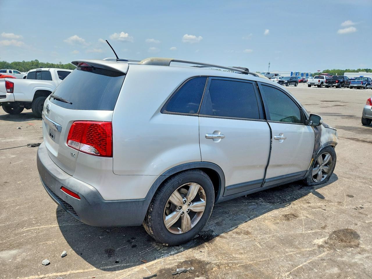 2012 KIA SORENTO EX — Фото 3 из 13