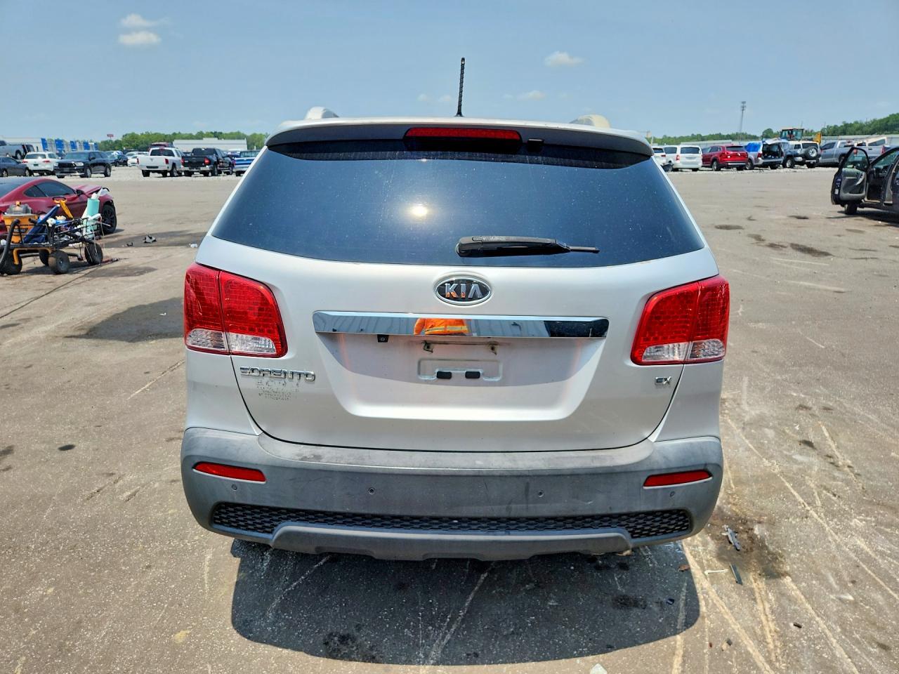 2012 KIA SORENTO EX — Фото 6 из 13
