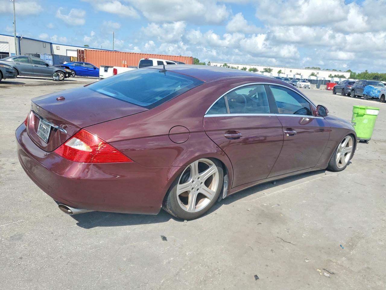2006 MERCEDES-BENZ CLS 500C — Фото 3 из 12