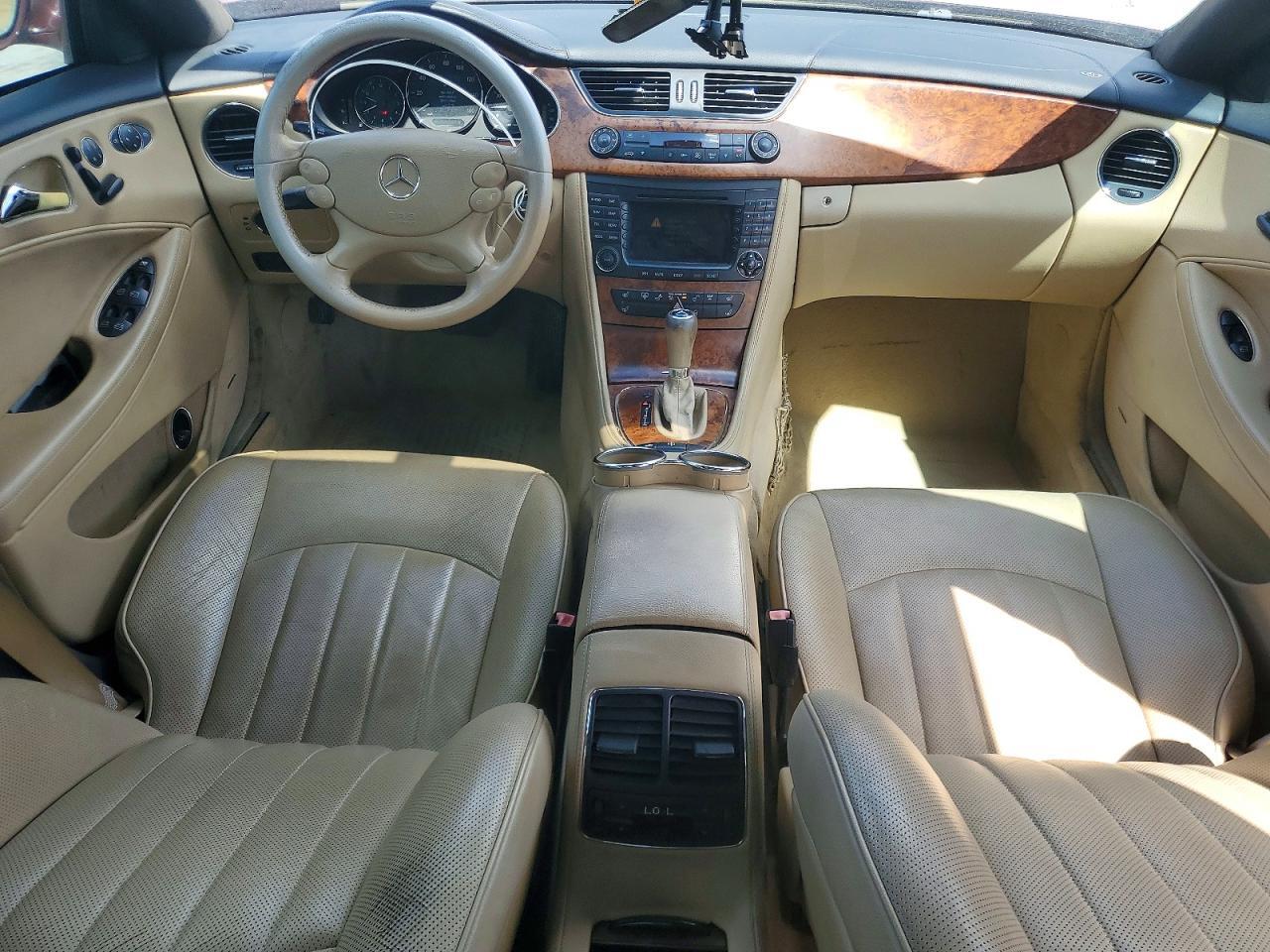 2006 MERCEDES-BENZ CLS 500C — Фото 8 из 12