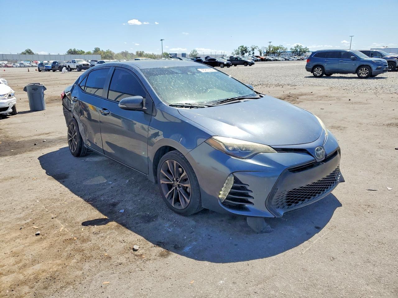 2018 TOYOTA COROLLA SE — Фото 4 из 12