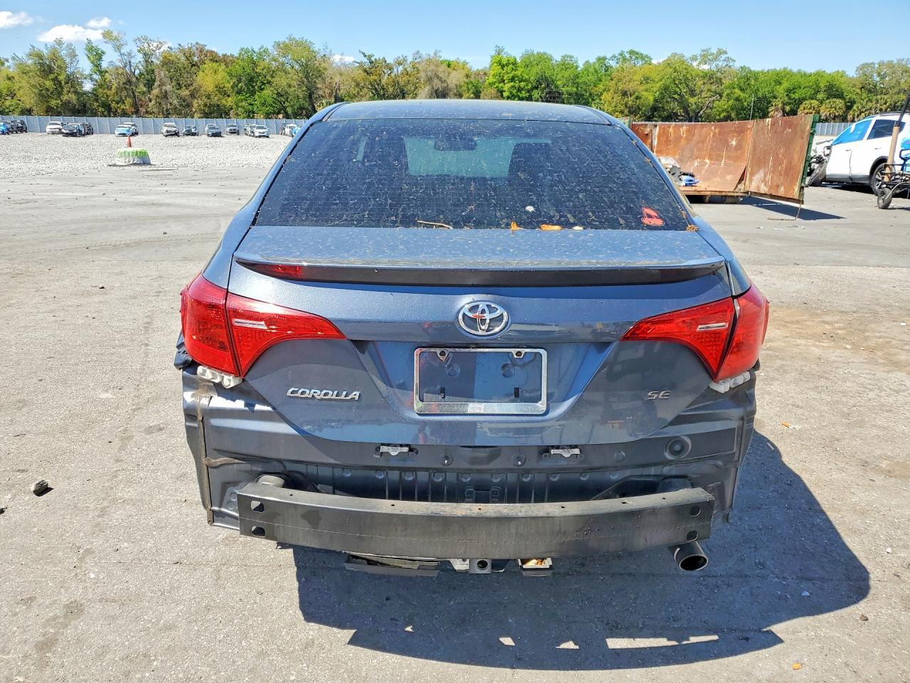 2018 TOYOTA COROLLA SE — Фото 6 из 12