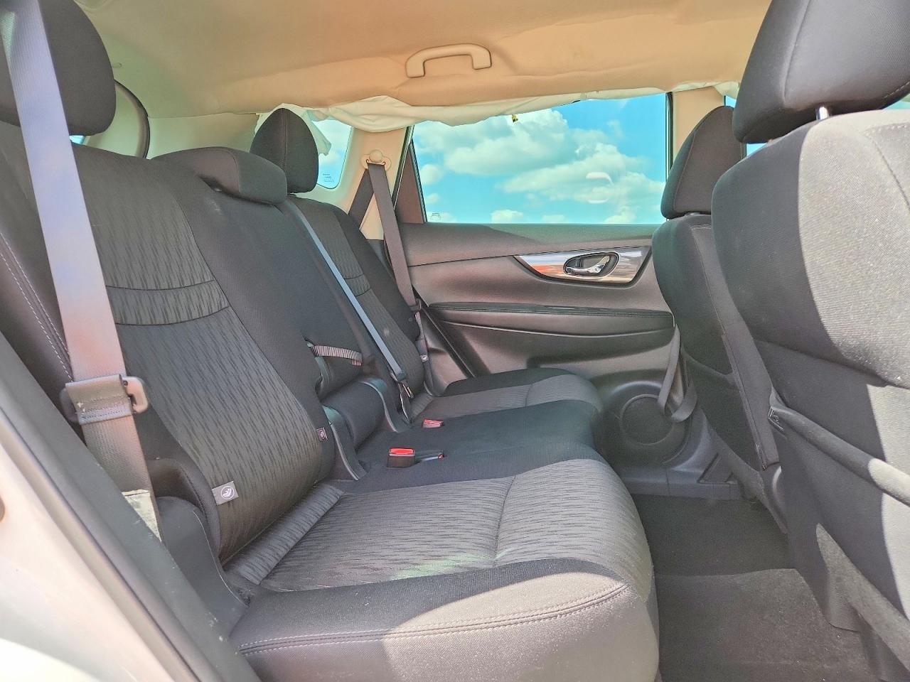 2017 NISSAN ROGUE S — Фото 10 из 12
