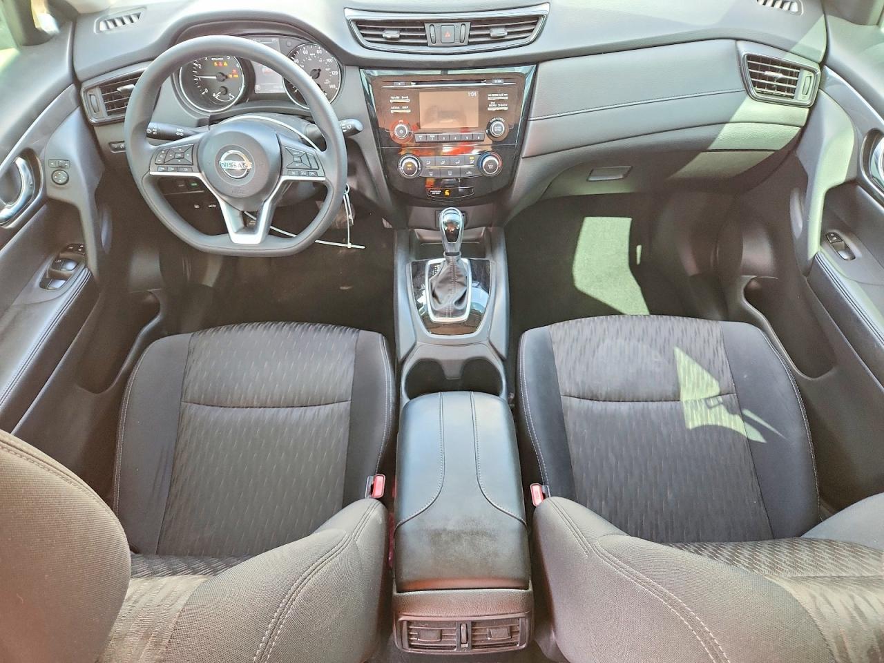 2017 NISSAN ROGUE S — Фото 8 из 12