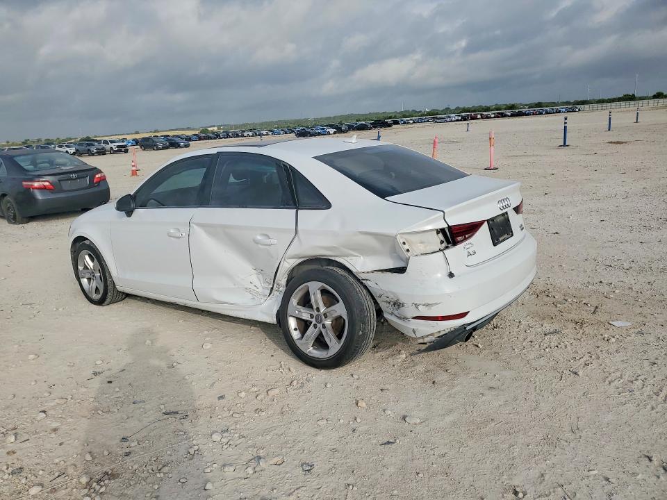 WAUB8GFF2H1016435 2017 AUDI A3 photo no. 2