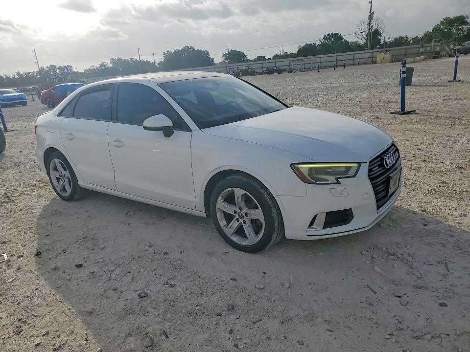 WAUB8GFF2H1016435 2017 AUDI A3 photo no. 4