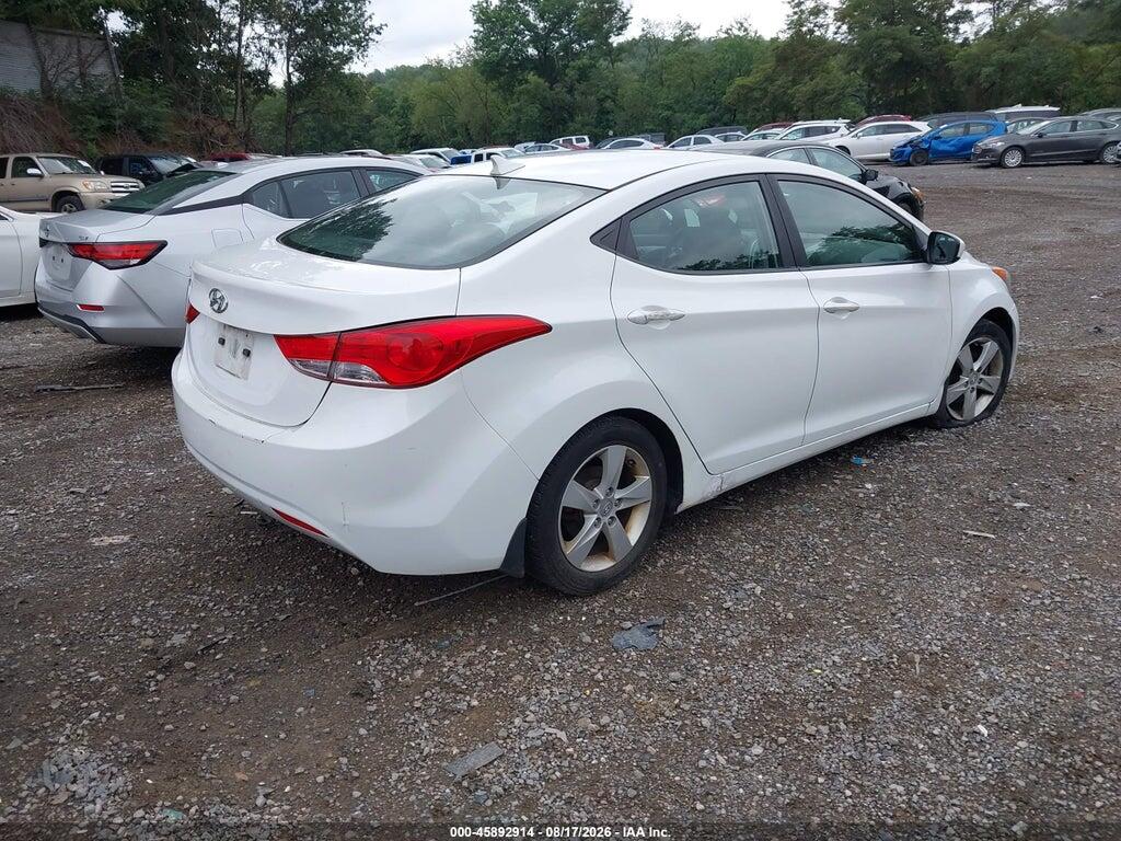 5NPDH4AE1DH405630 2013 HYUNDAI ELANTRA photo no. 4