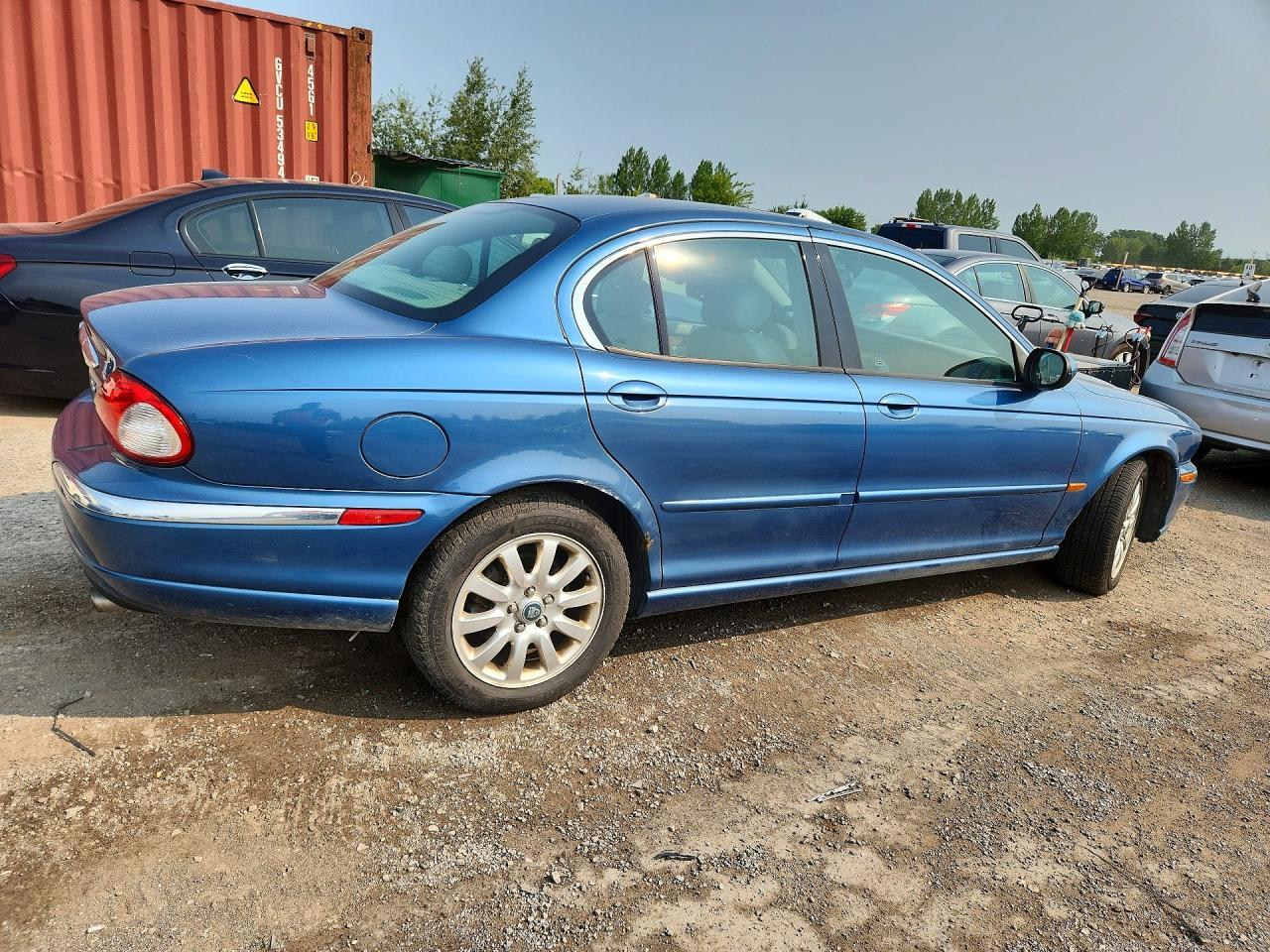 SAJGA51DX3XC94940 2003 JAGUAR X-TYPE photo no. 3