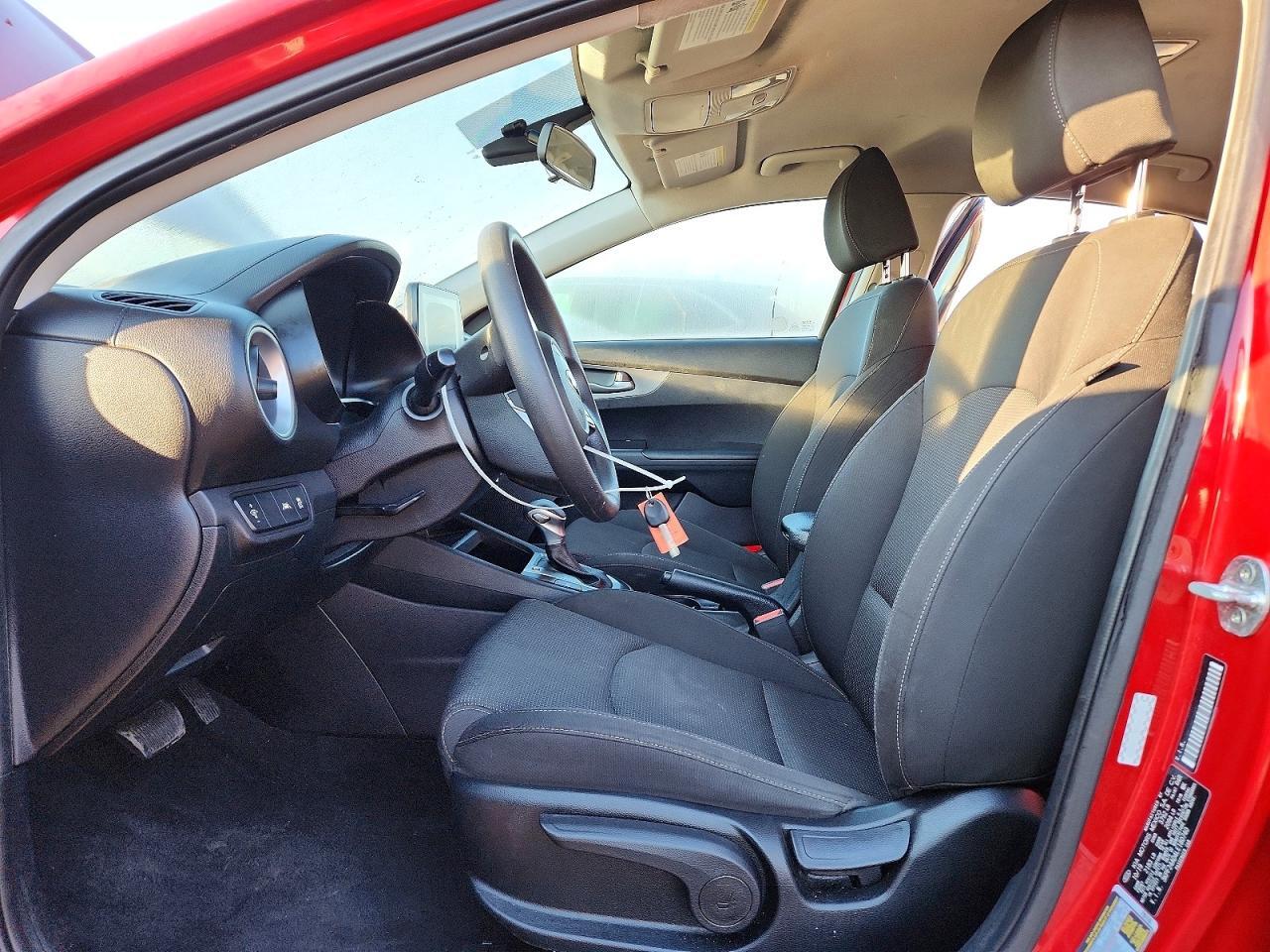 2020 KIA FORTE LXS — Фото 7 из 12