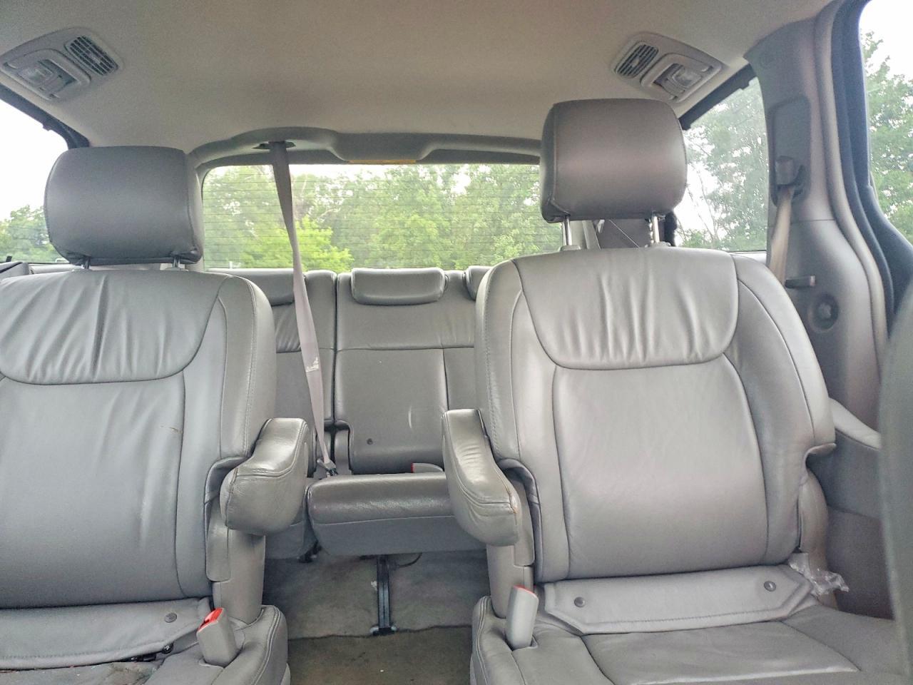 2008 TOYOTA SIENNA XLE LIMITED — Фото 10 из 13