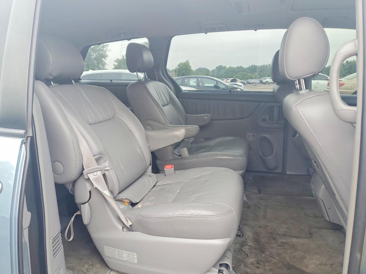 2008 TOYOTA SIENNA XLE LIMITED — Фото 11 из 13