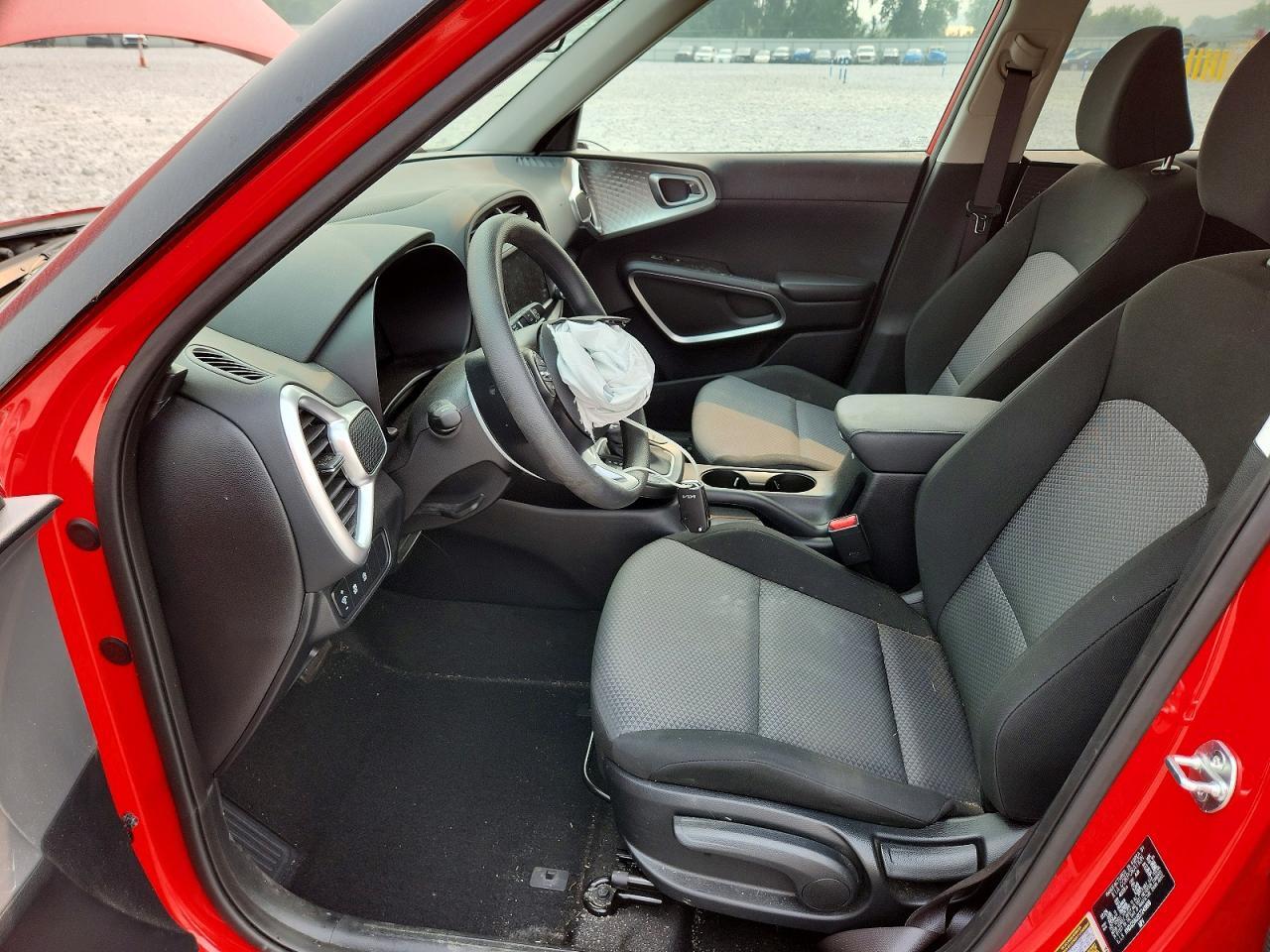 2025 KIA SOUL LX — Фото 7 из 14