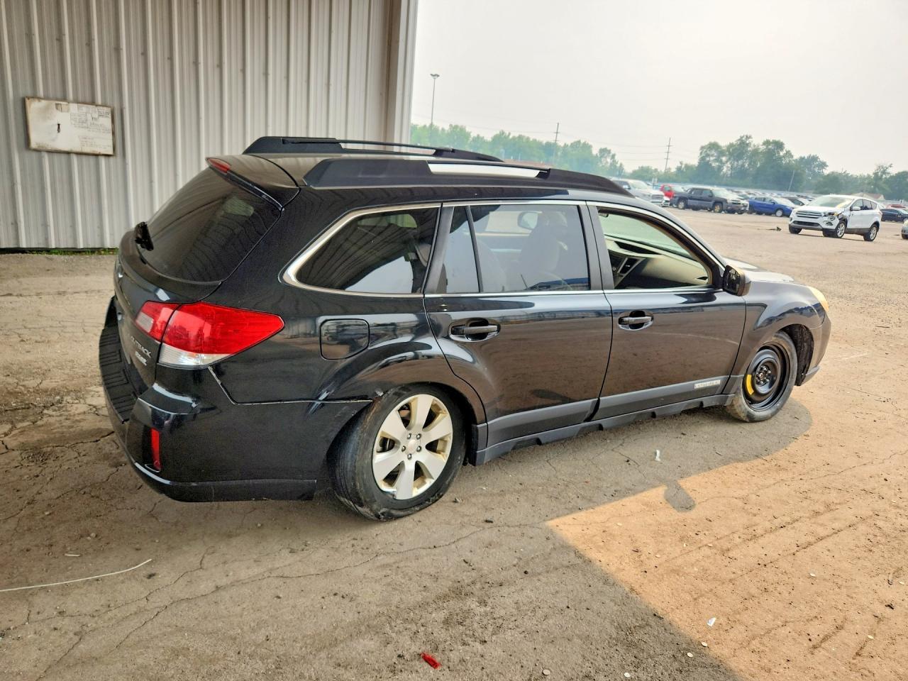 2012 SUBARU OUTBACK 2.5I PREMIUM — Фото 3 из 12