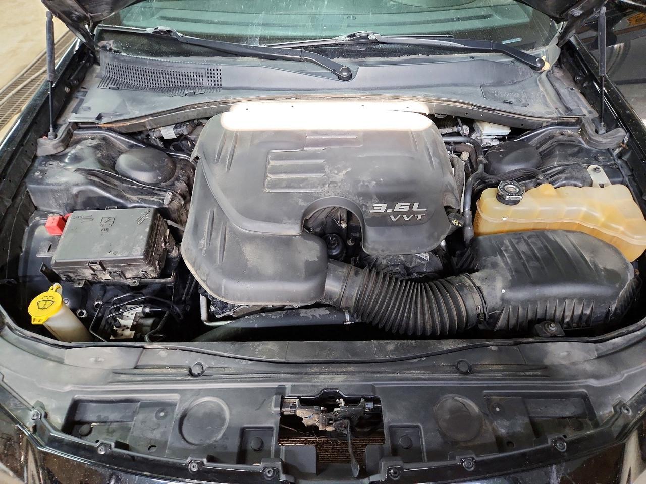2C3CCAGG9HH637588 2017 CHRYSLER 300 photo no. 11