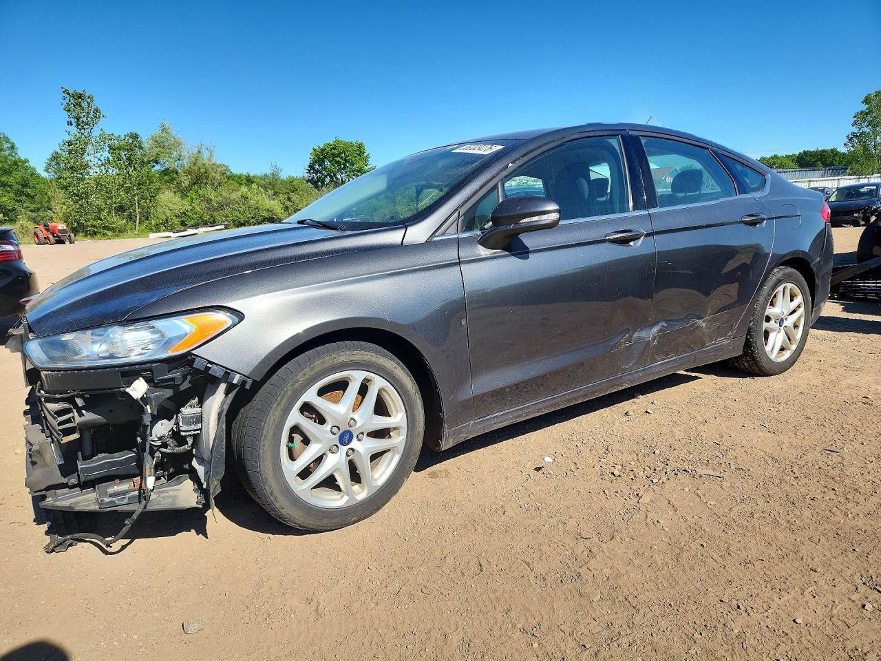 2016 FORD FUSION SE — Фото 2 из 16
