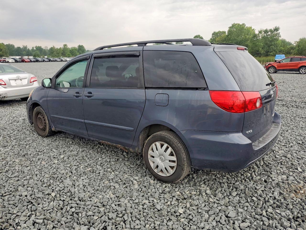 2008 TOYOTA SIENNA LE 7-PASSENGER — Фото 2 из 13