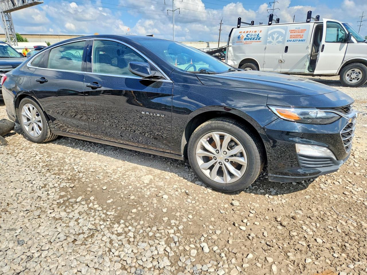 2021 CHEVROLET MALIBU LT — Фото 4 из 12