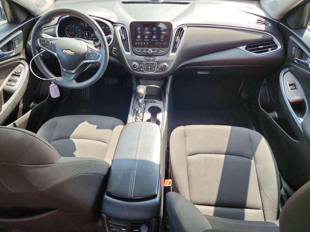 2021 CHEVROLET MALIBU LT — Фото 8 из 12