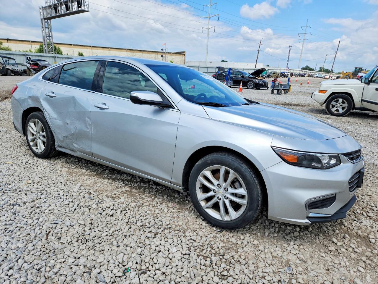 2018 CHEVROLET MALIBU LT — Фото 4 из 12