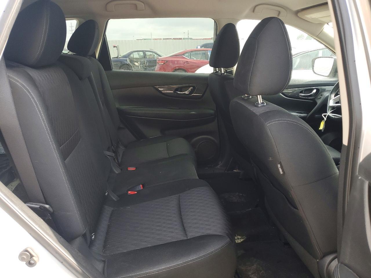KNMAT2MV9JP566549 2018 NISSAN ROGUE photo no. 10