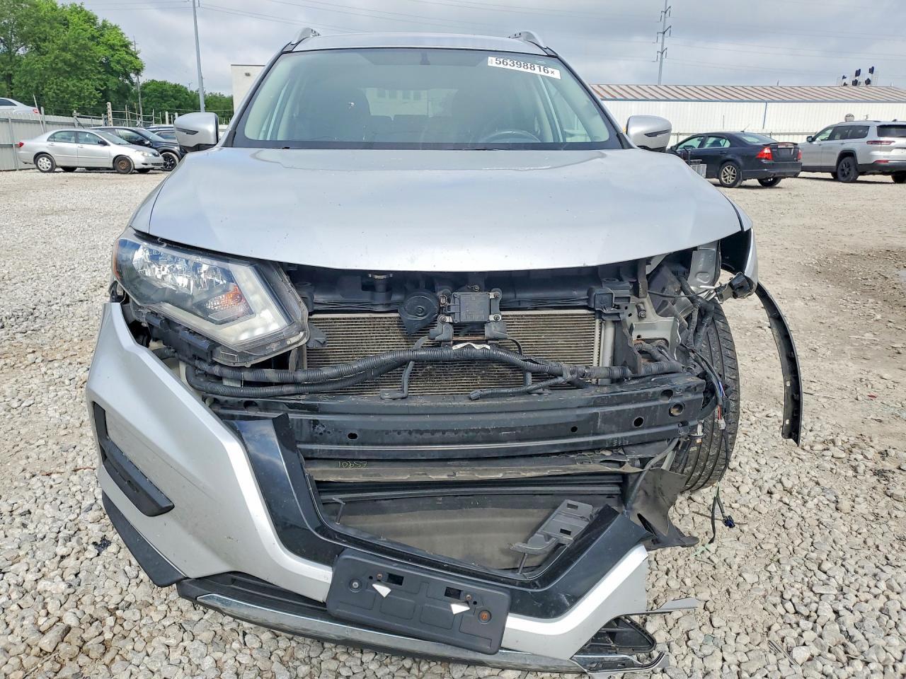 KNMAT2MV9JP566549 2018 NISSAN ROGUE photo no. 5