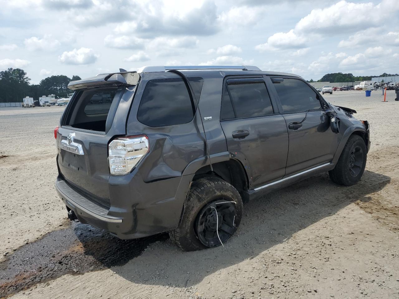 2011 TOYOTA 4RUNNER SR5 — Фото 3 из 13
