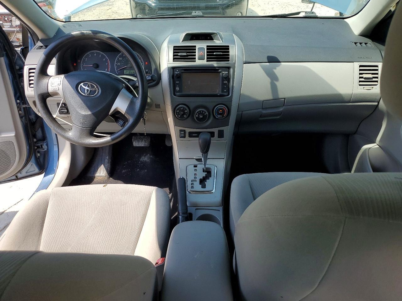 2013 TOYOTA COROLLA LE — Фото 8 из 13
